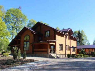 Лето, солнце и Охотник у дуба &ndash; что может быть лучше?