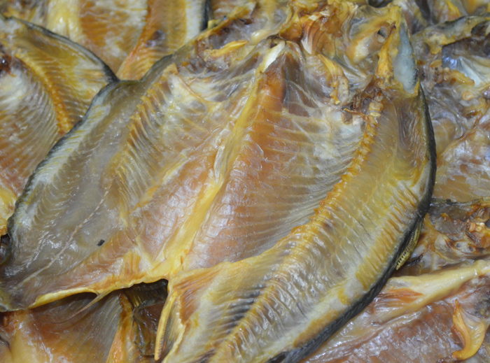 Карп отборный пласт с головой холодного копчения