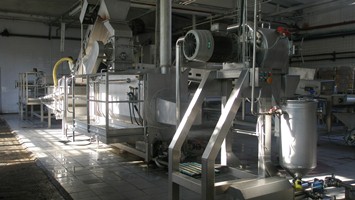 P9030048